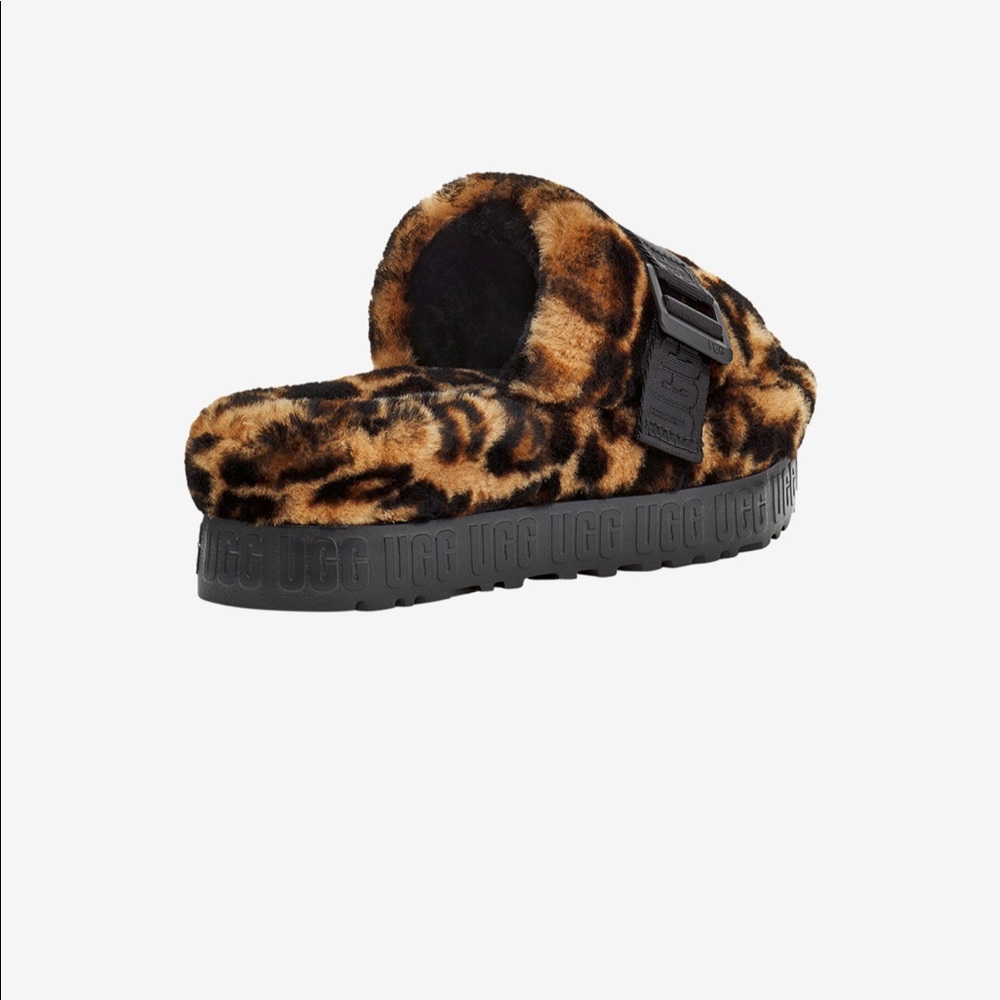 Ugg Slippers - image 4